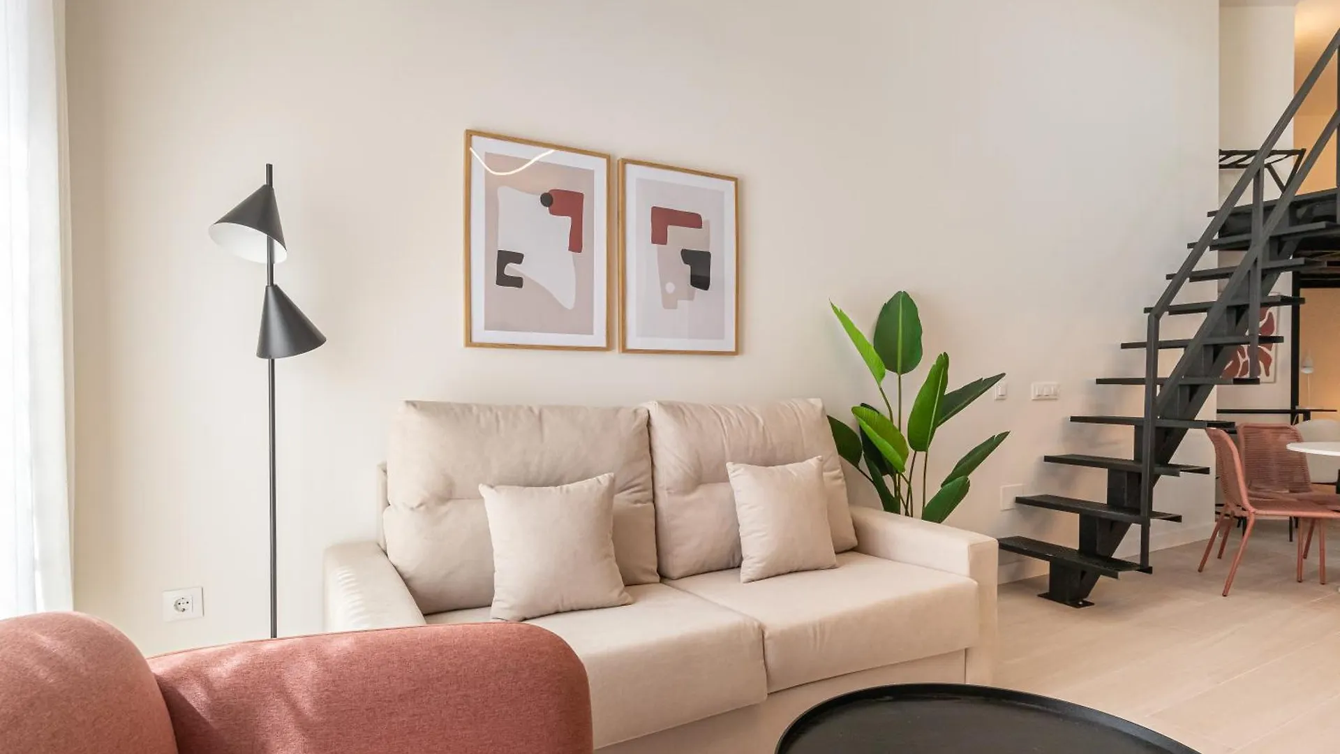 Dobo Malaga Perchel Apartment