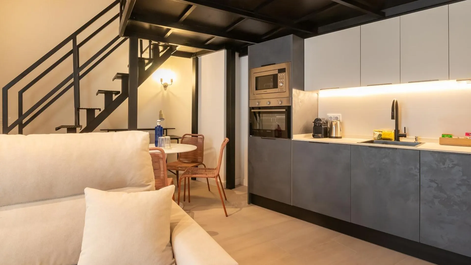 Dobo Malaga Perchel Apartment
