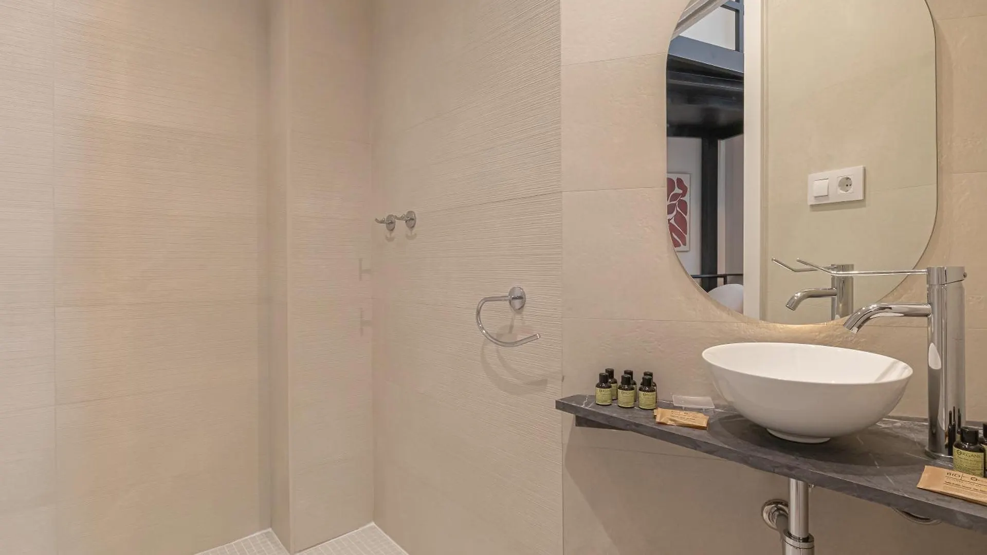 Dobo Malaga Perchel Apartment