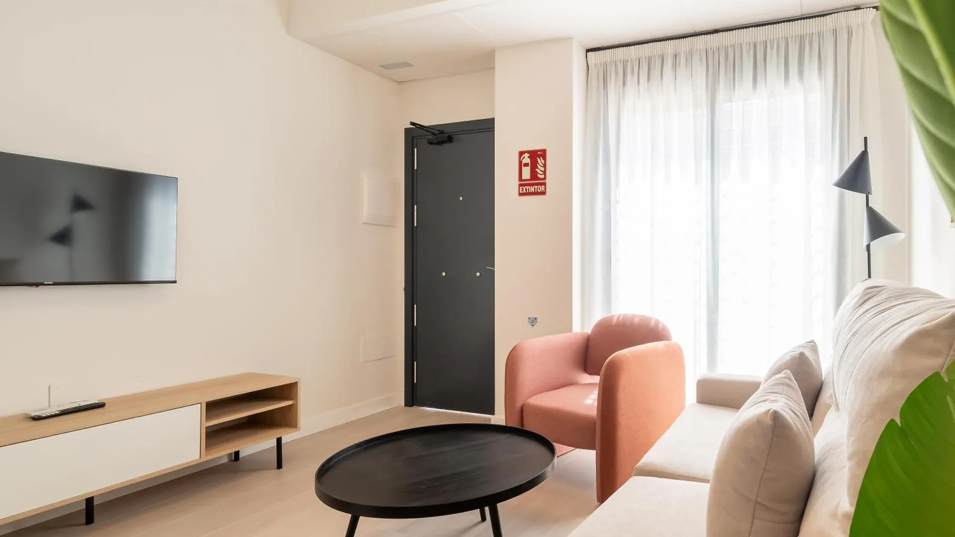 Dobo Malaga Perchel Apartment