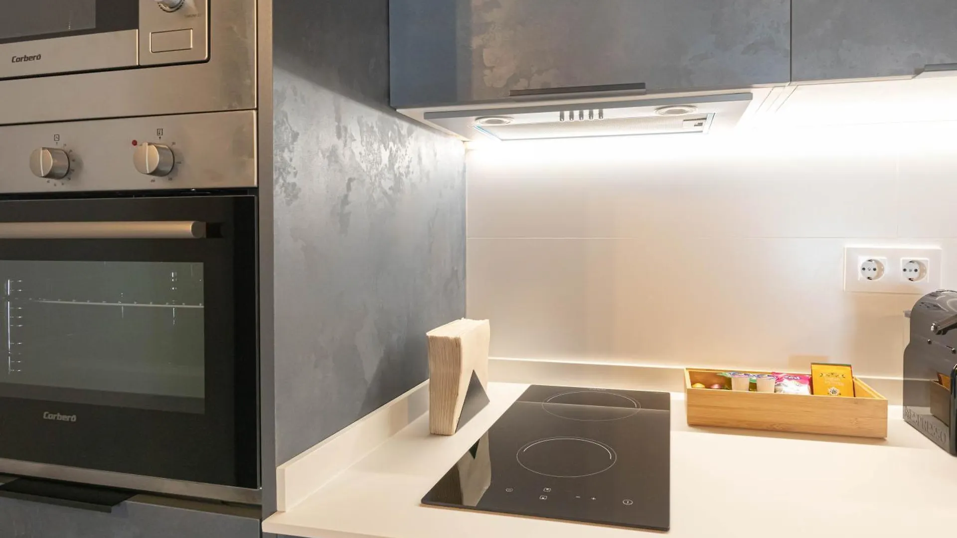 Dobo Malaga Perchel Apartment