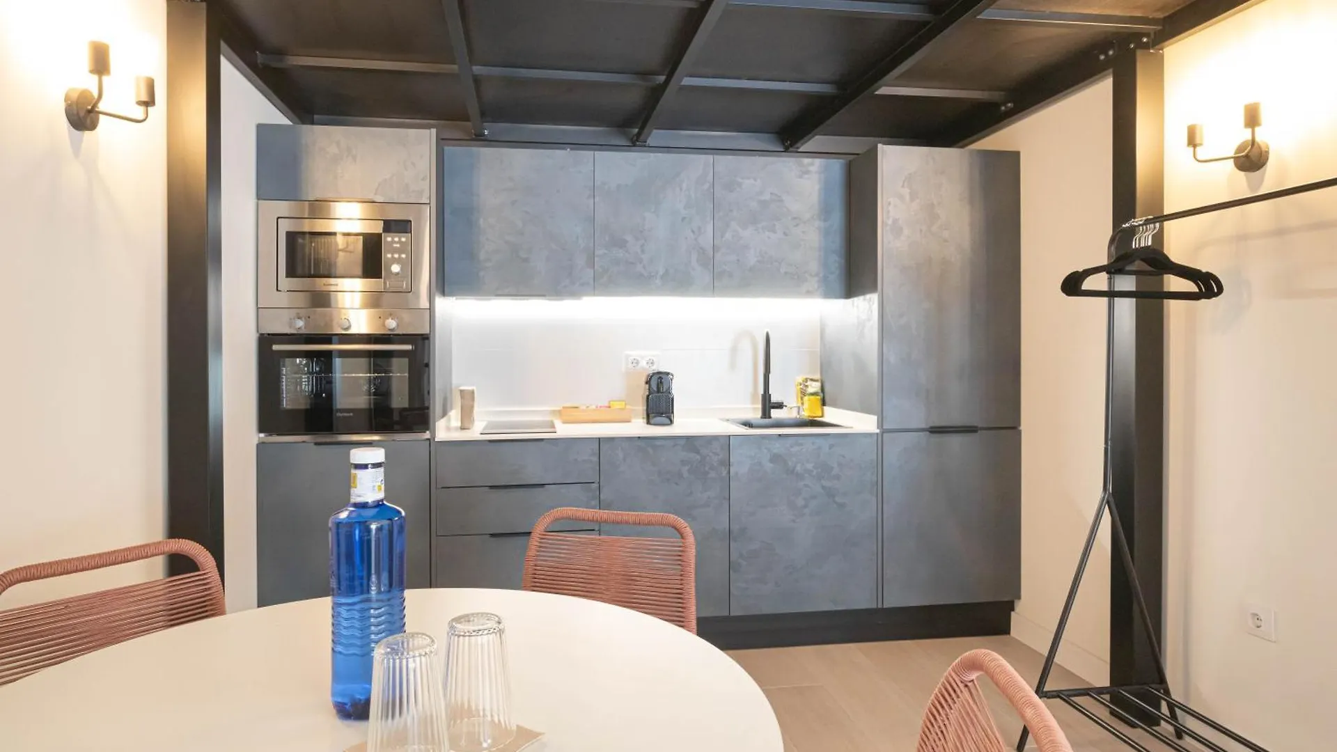 Dobo Malaga Perchel Apartment 0*,  Spain