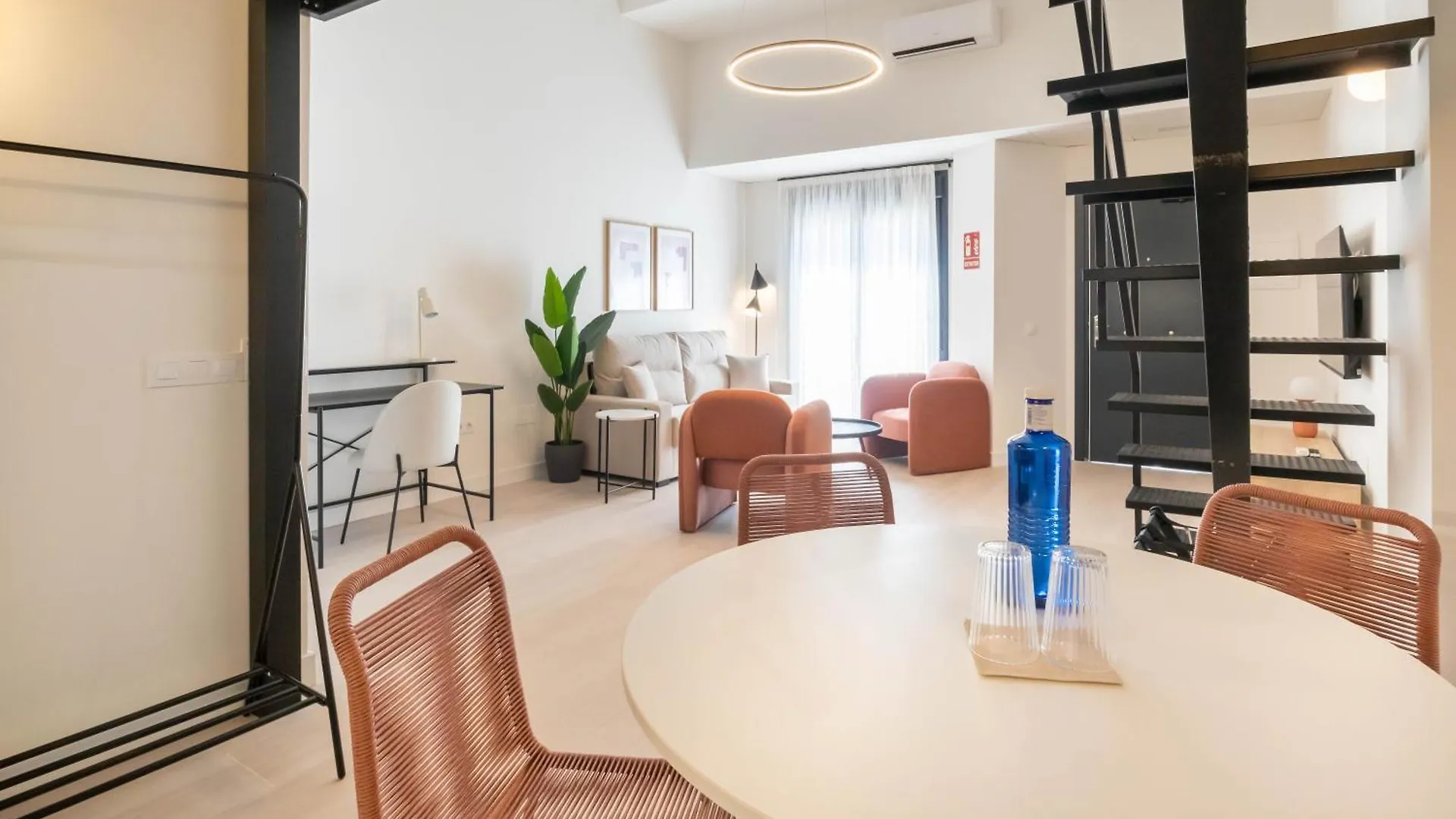 Dobo Malaga Perchel Apartment