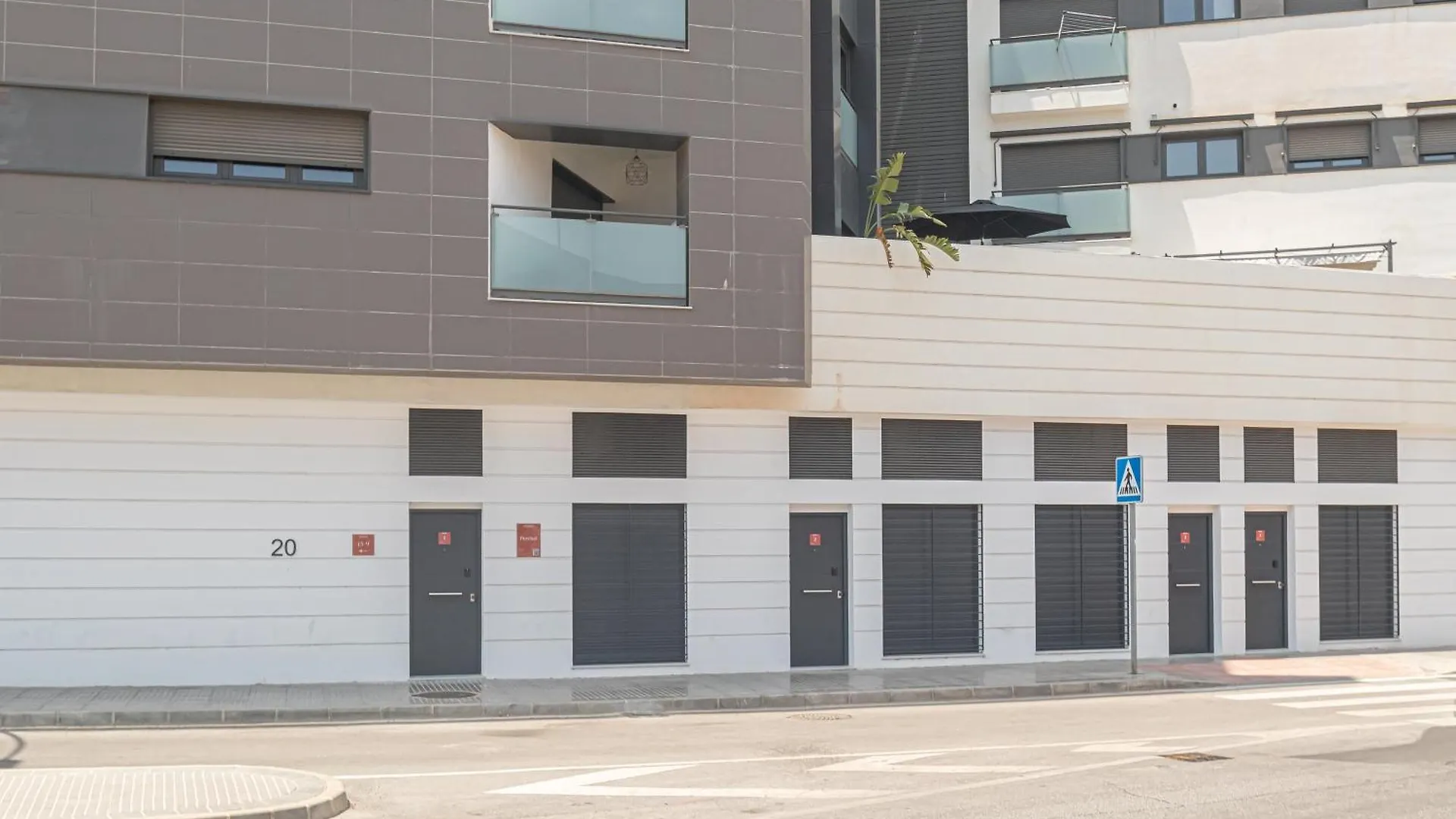 Dobo Malaga Perchel Apartment